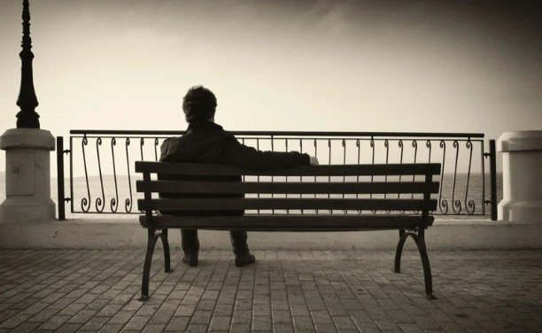 How to Spend Time Alone Without Feeling Lonely