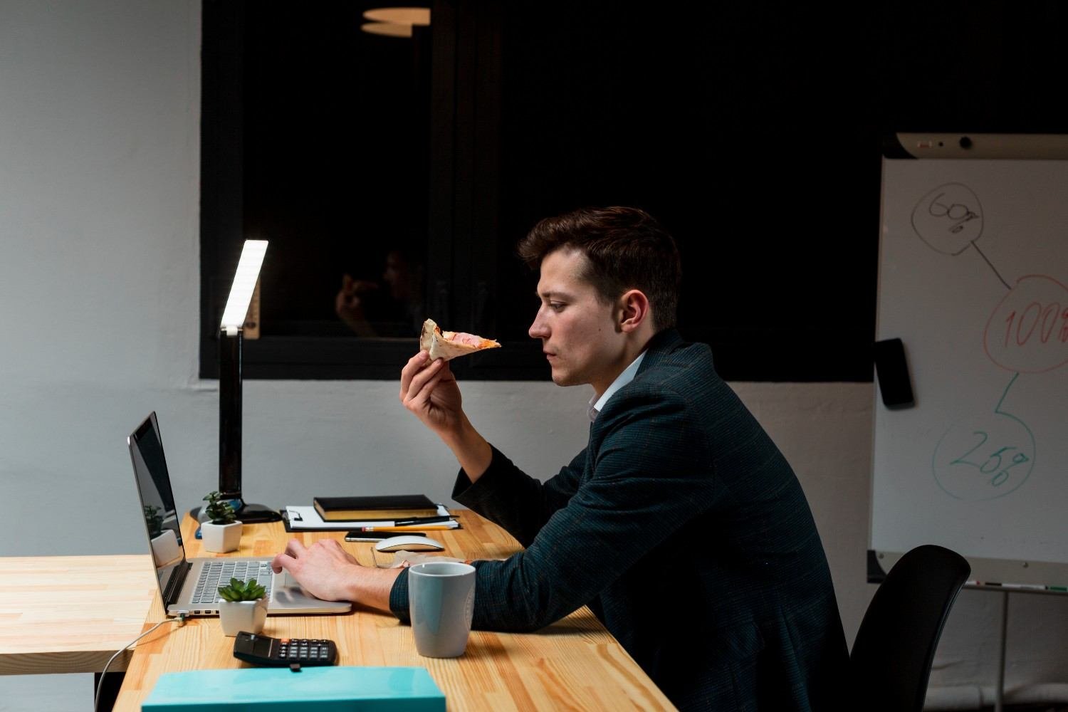How to Stay Focused When Motivation Is Inconsistent: Build a System That Works Anyway